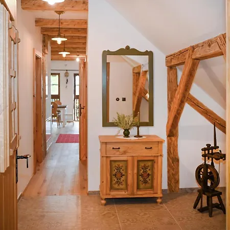 2 Bedroom Gorgeous In דירה *